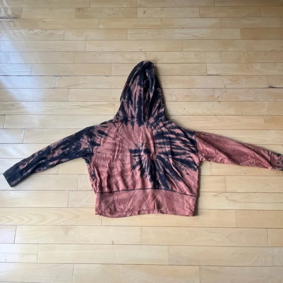 OFFLINE OTT Fleece Tie Dye Cropped Hoodie in Jupiter Brown - Picture 4 of 11